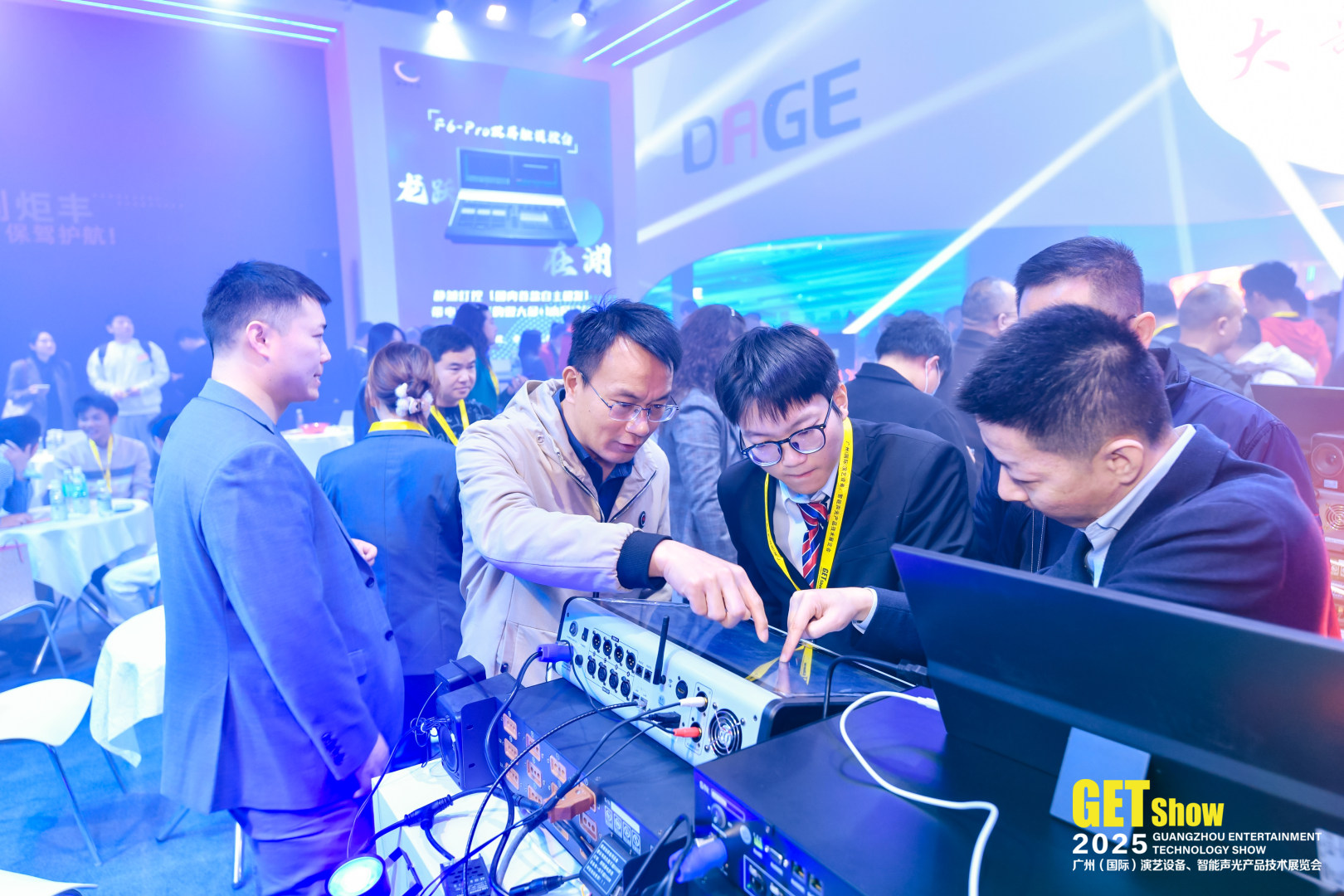 fee52eb260ea8ca71e2db7b74ddca05a.jpg 图片关键词